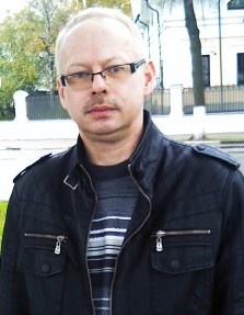 Анатолий Переломов