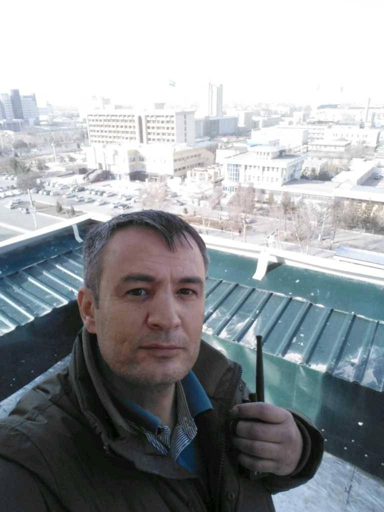 Акмаль Ман