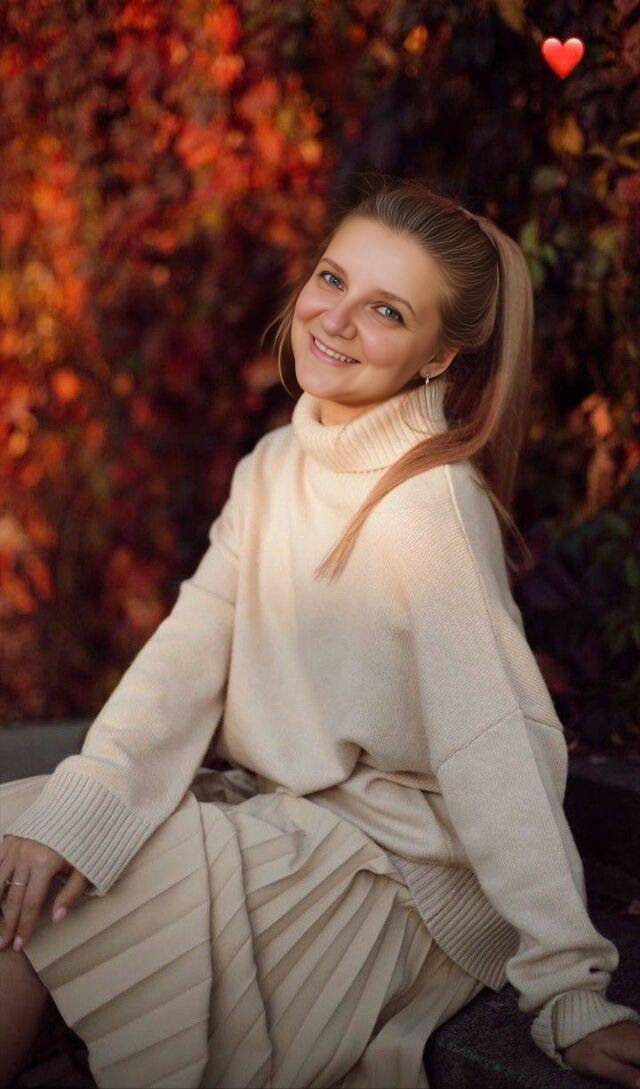 Бела Виктори