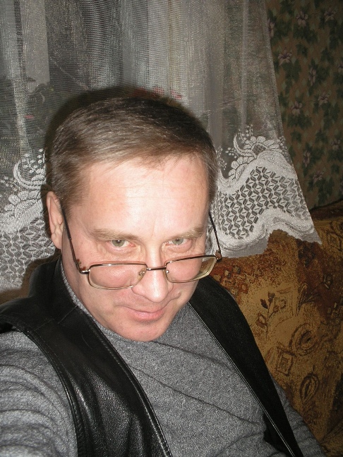 Алексей Клёнов