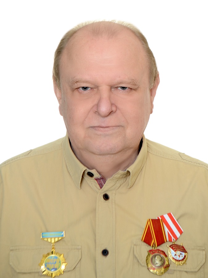 Евгений Колобов
