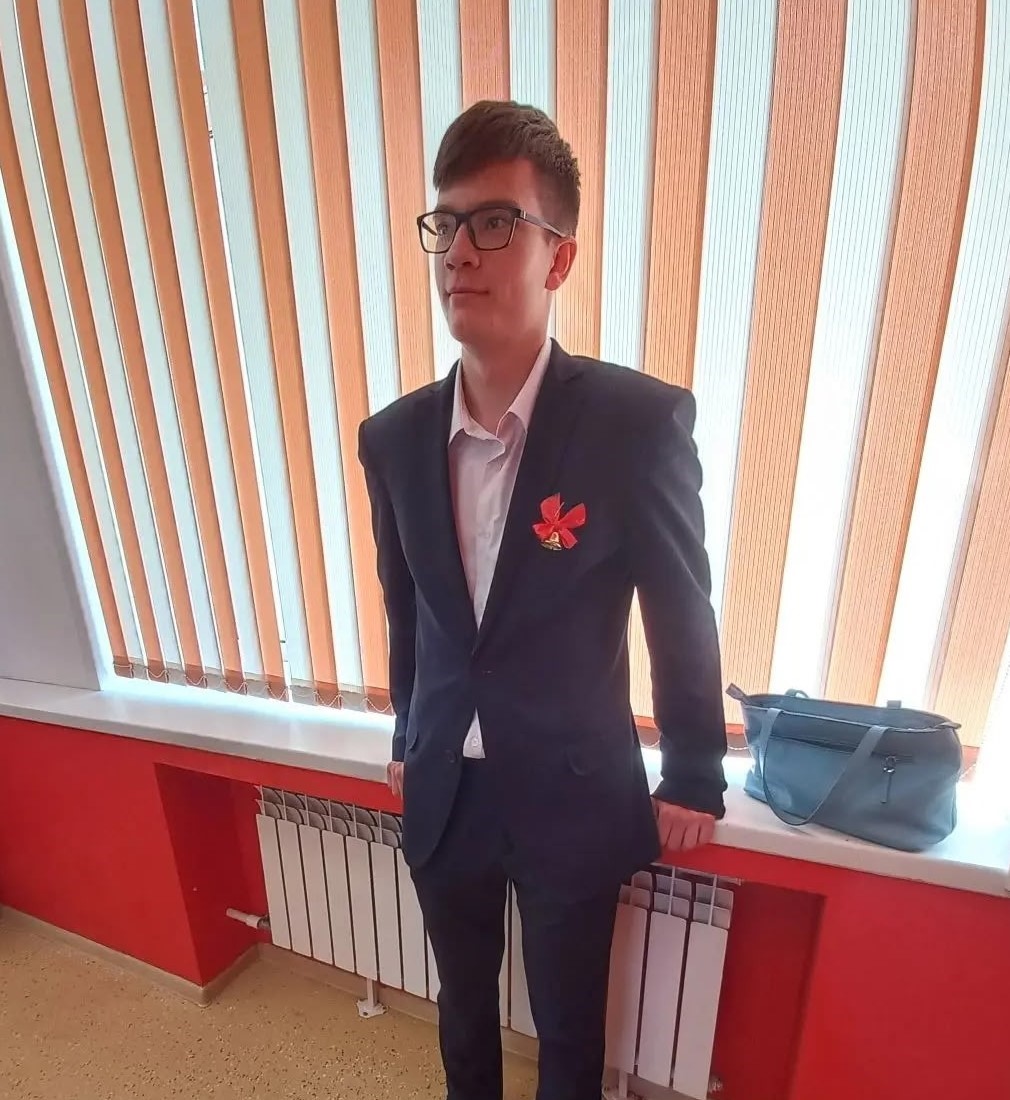 Александр Янценовский