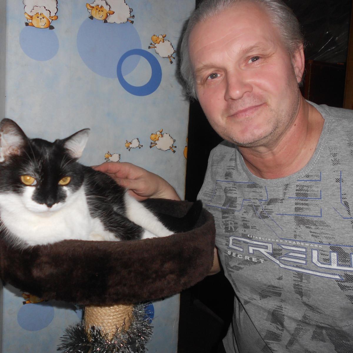 Эдуард Зуев