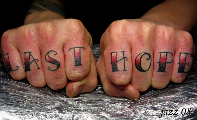Шрифты для тату на пальцах рук