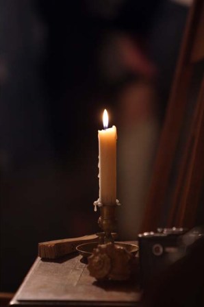 А за окном метель мела...