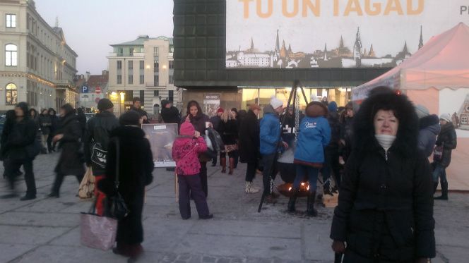 Хотите горяченького чайку?