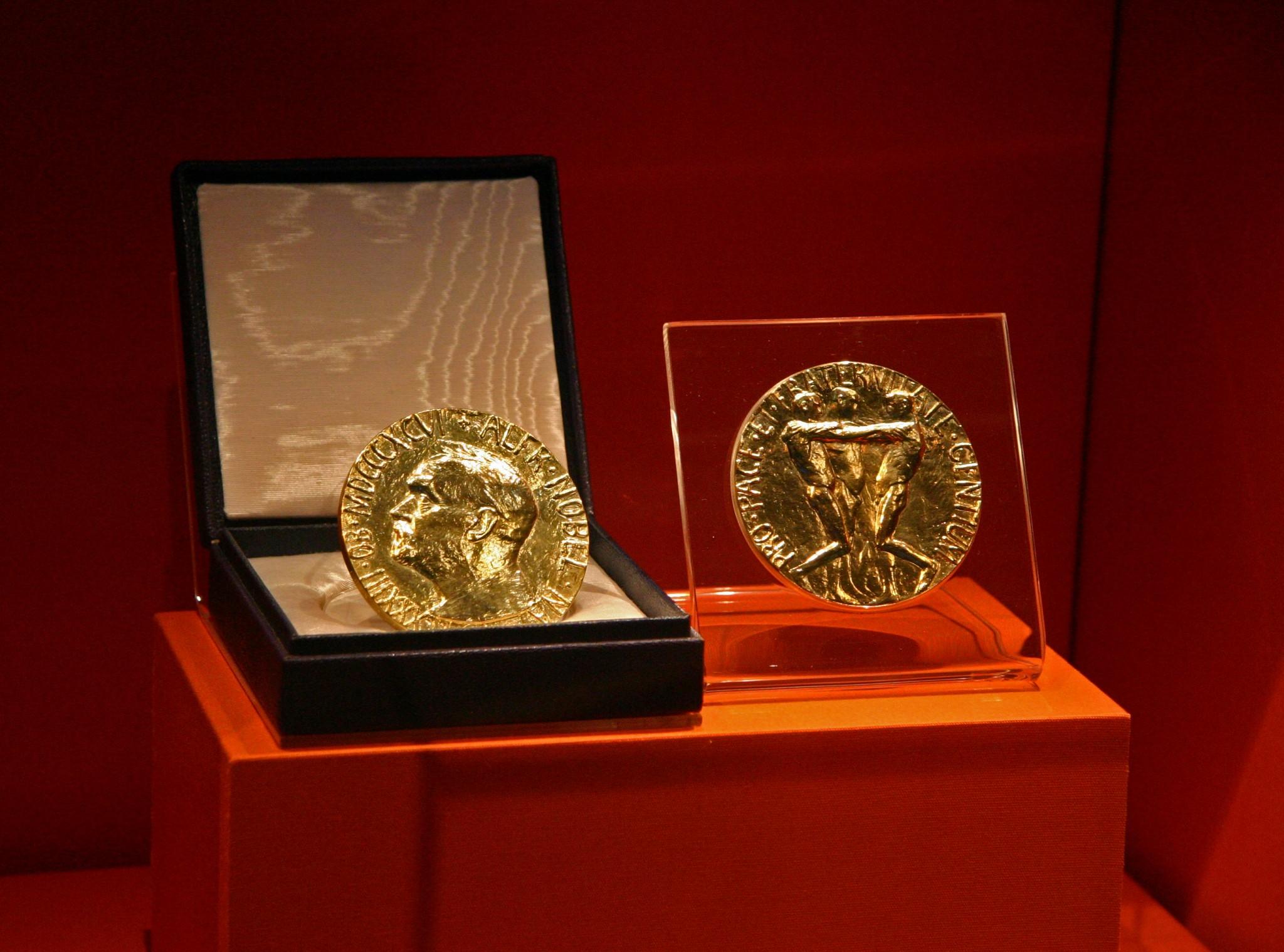 В Норвежский Нобелевский Институт