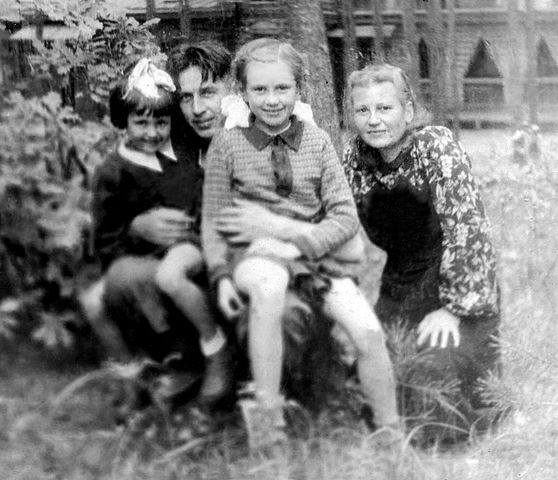 Бабушка (Аня Скиппина) / Проза.ру