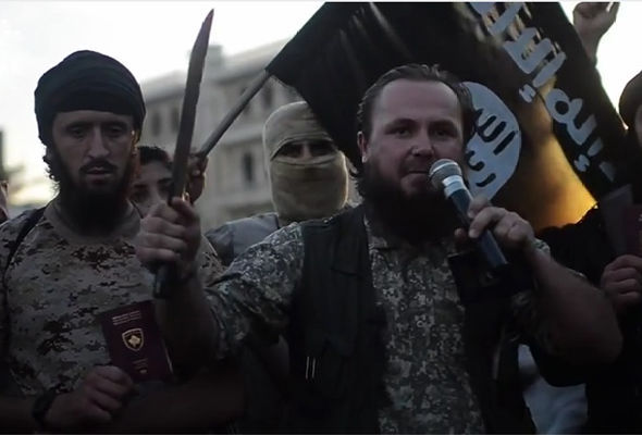 В дружеских клещах