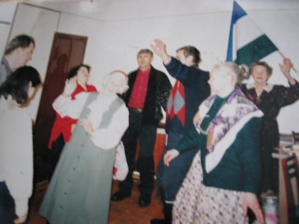 Праздник в подъезде 31-12-2015 год!