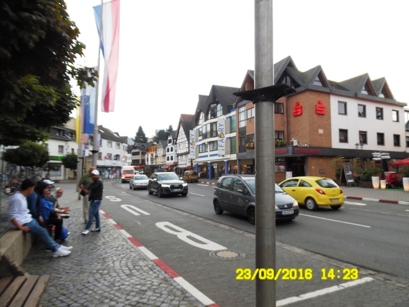 Ч. 9 Последние летние дни осени. Беженцы