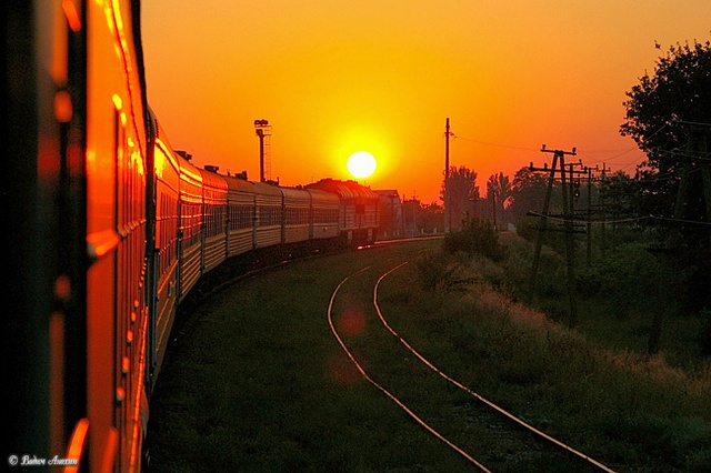 За вагоном вагон...