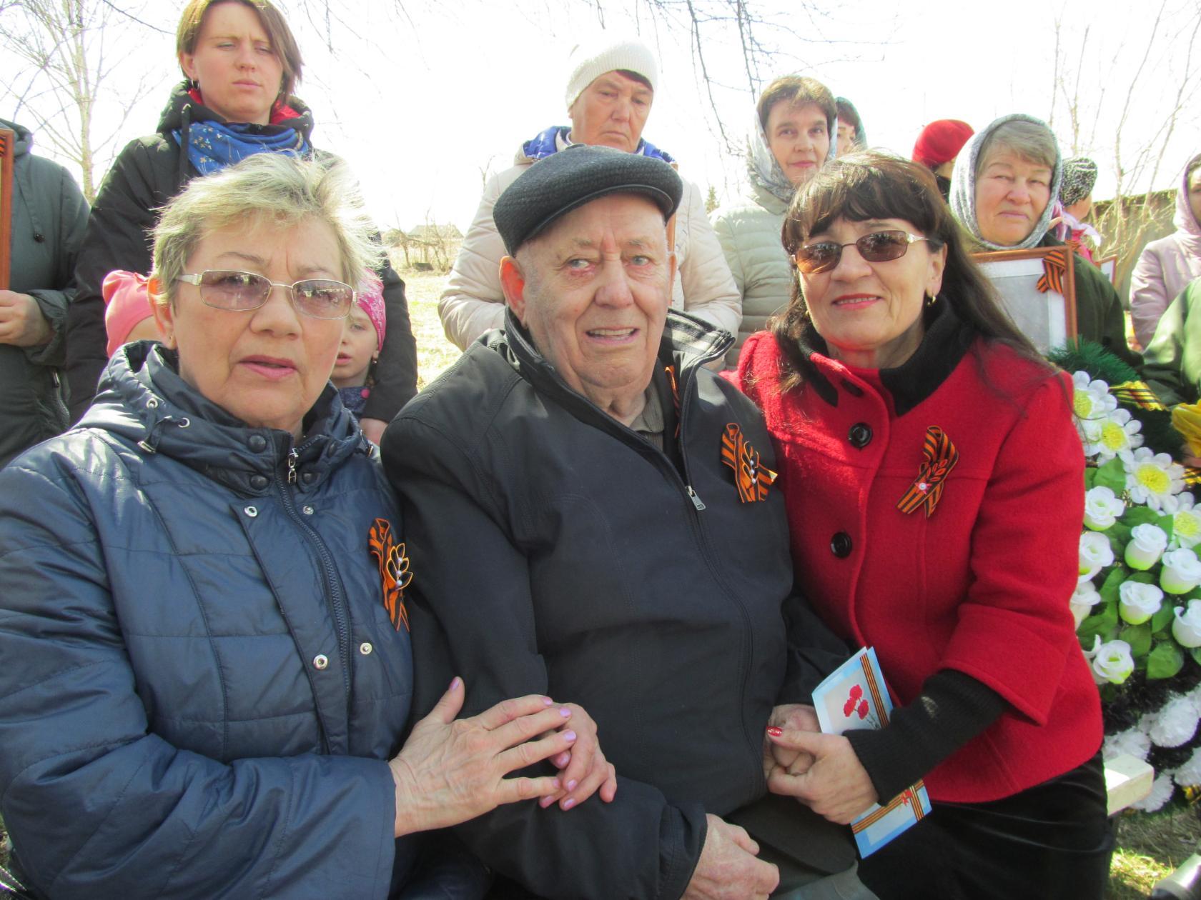 Один остался дядя Степа...