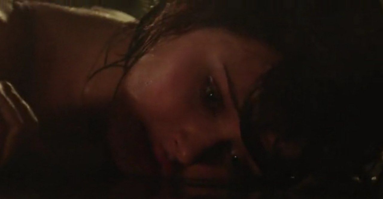 13 reasons why bryce and hannah hot tub scene