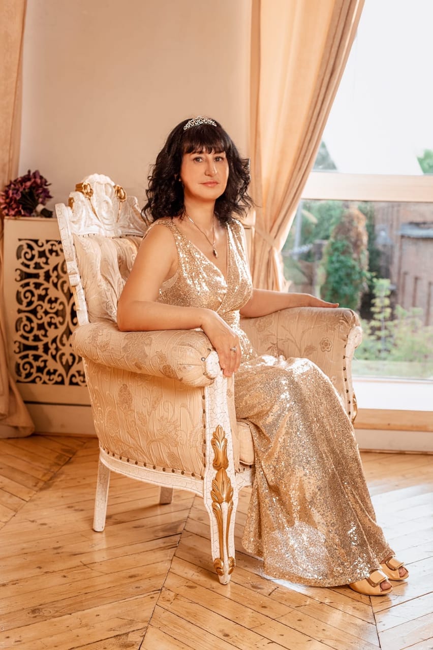 L. D. К нам с любви торжествующим зовом вернись