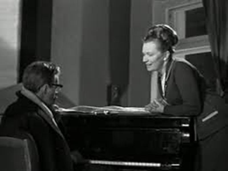 Доживем до понедельника. Диалог в актовом зале