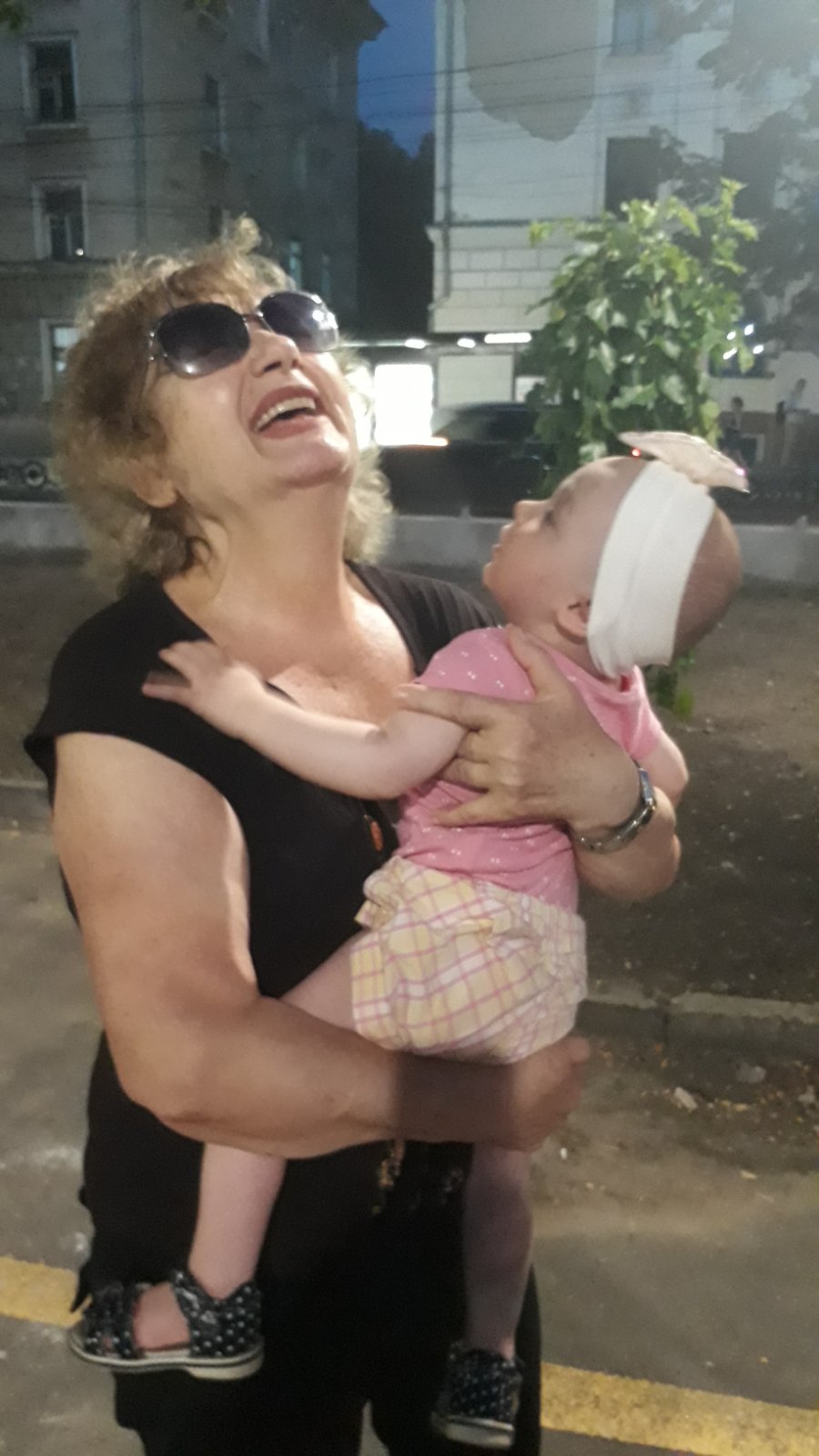 Счастливая бабушка