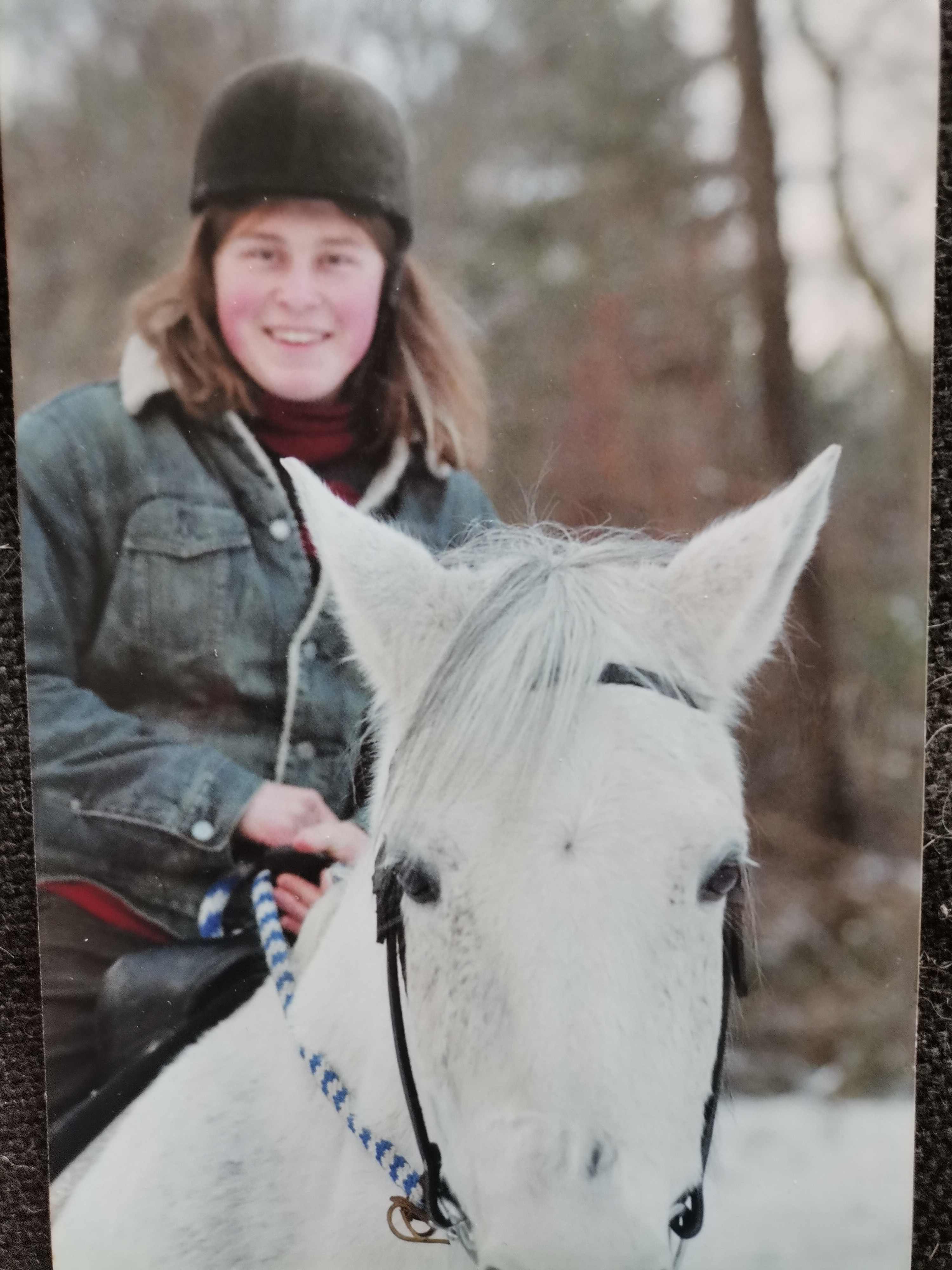 На ферме у Моны