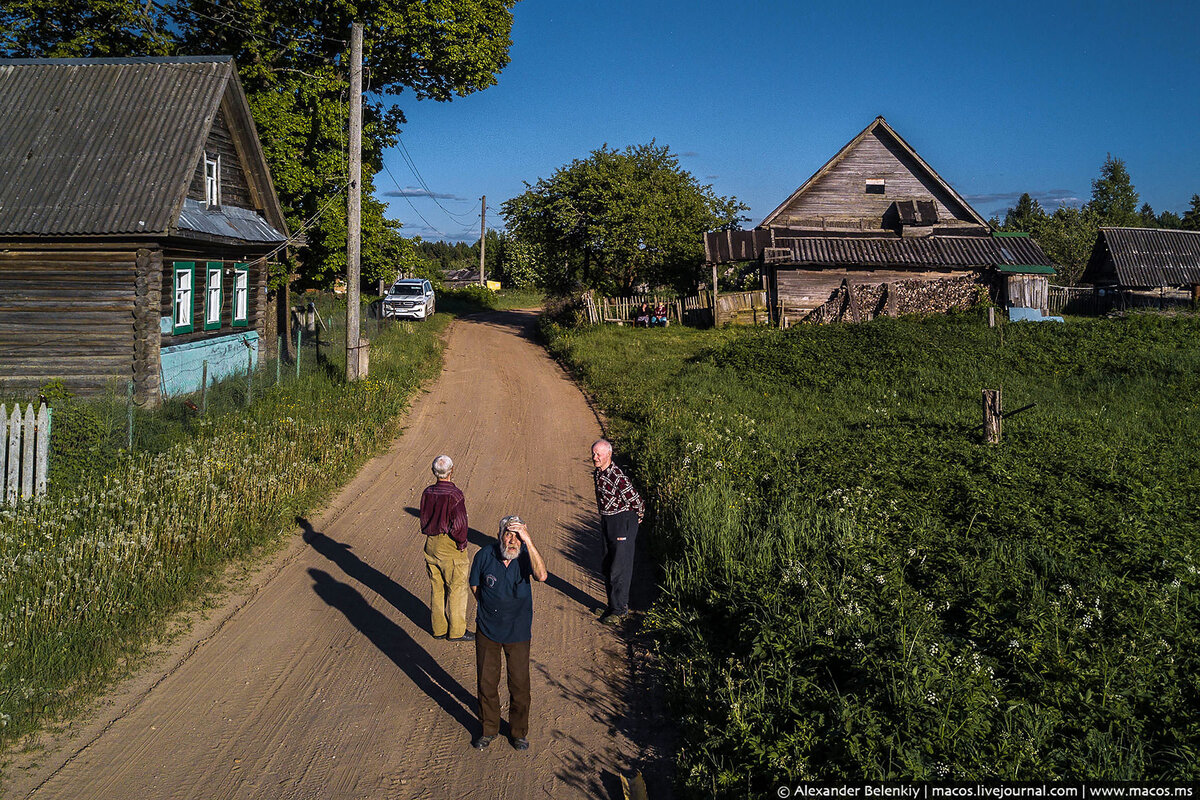 https://proza.ru/pics/2022/07/01/1015.jpg?3885