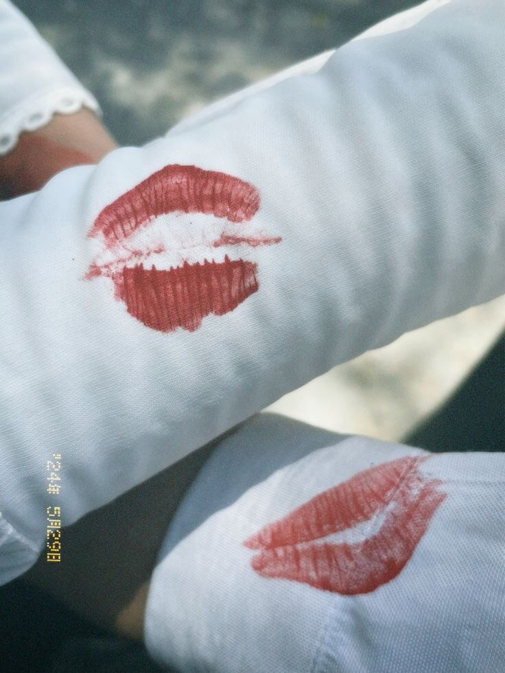 Леденцами мертвых фонарей