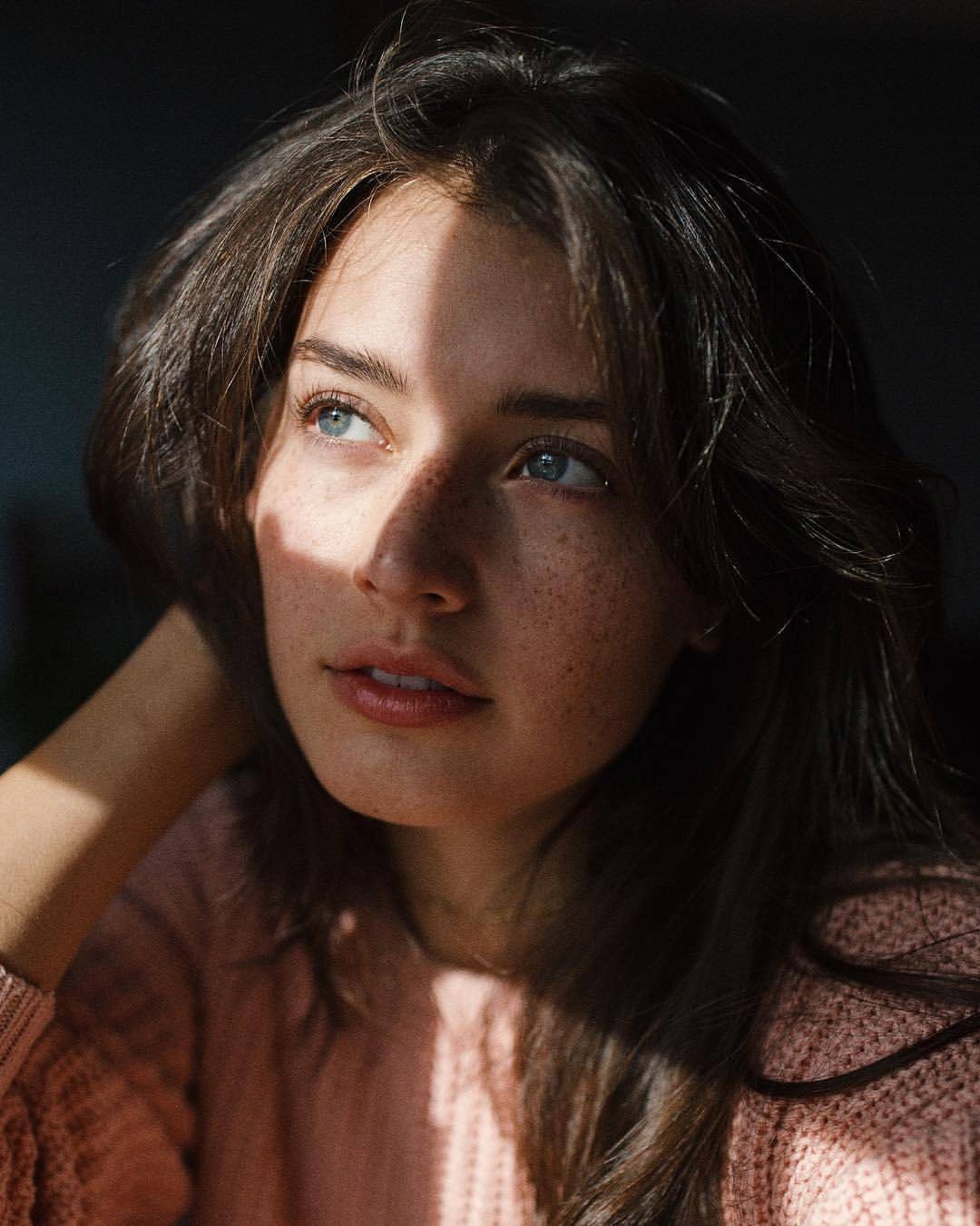 Jessica Clements Age