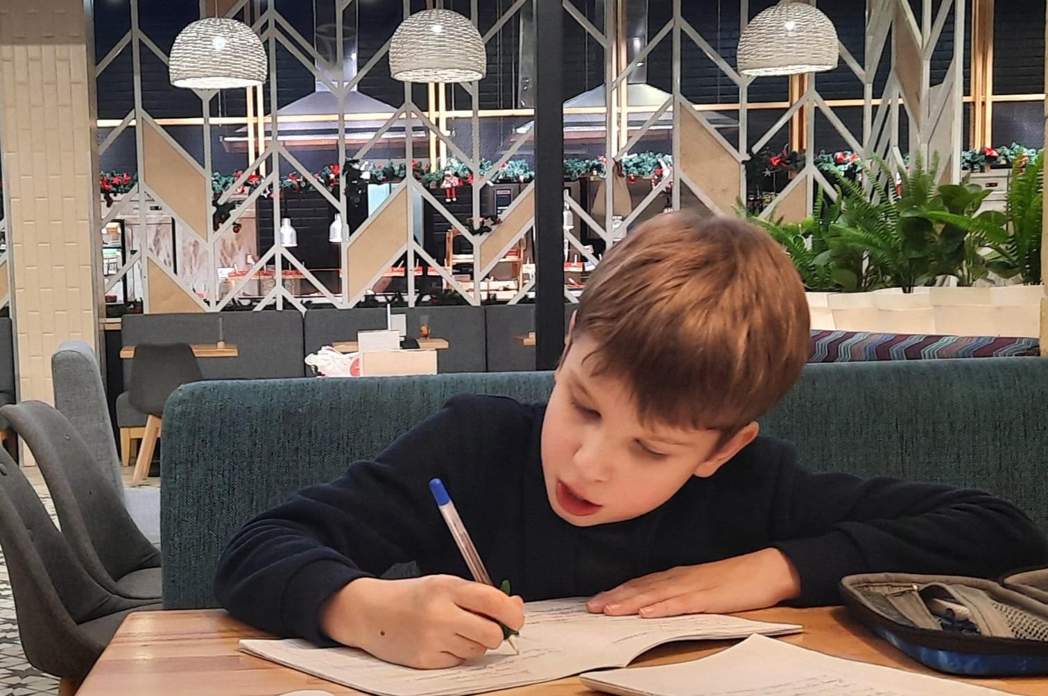 Ребёнок, который пишет для взрослых