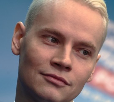 Россиянин Ярослав Дронов музыкальный гений Russia