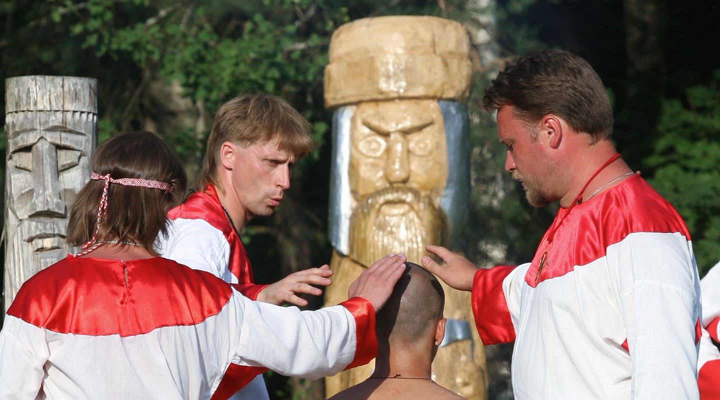 Славянское родноверие. Родноверы долбославы. Перун неоязычество. Славянское родноверие. Славянские неоязычники.