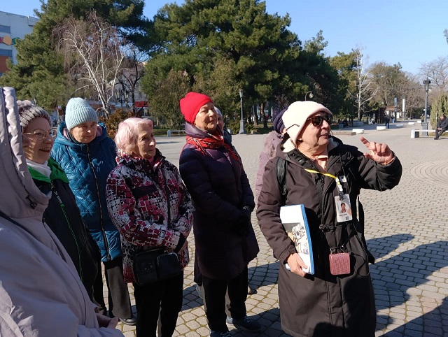 Пешеходные экскурсии. Часть первая