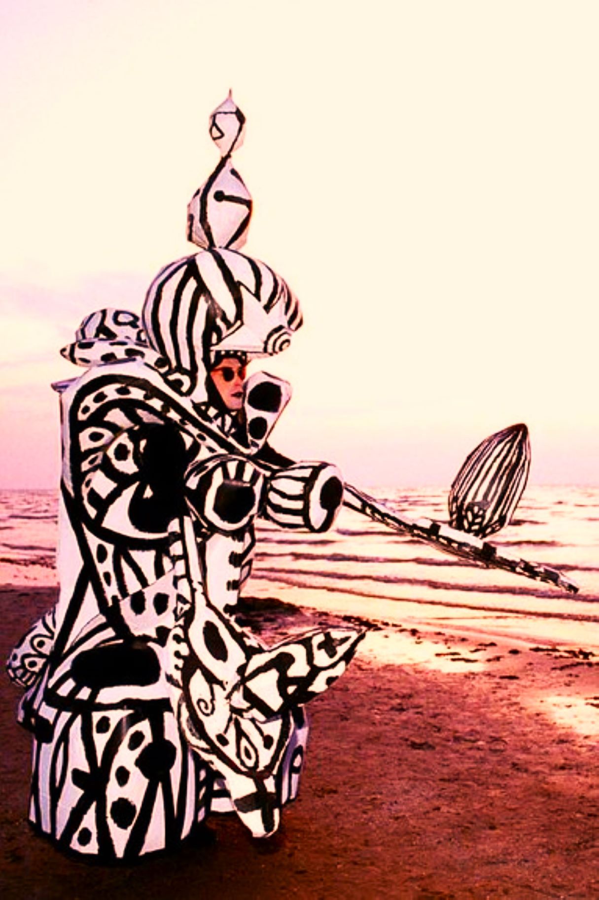 B 35 Бартенев Андре Перформанс Aрт скульптор Celeb