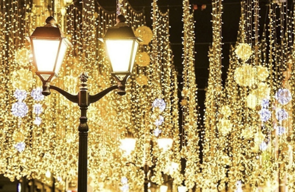 День смотрящих на фонари