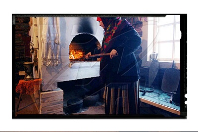 Излучает мама свет