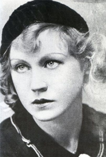 Последняя улыбка Серебряного века. Одоевцева