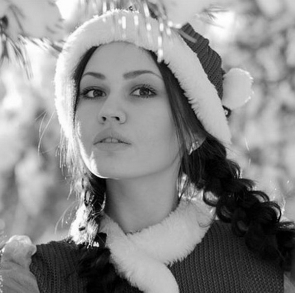 Целовались мы в кино. Поэма