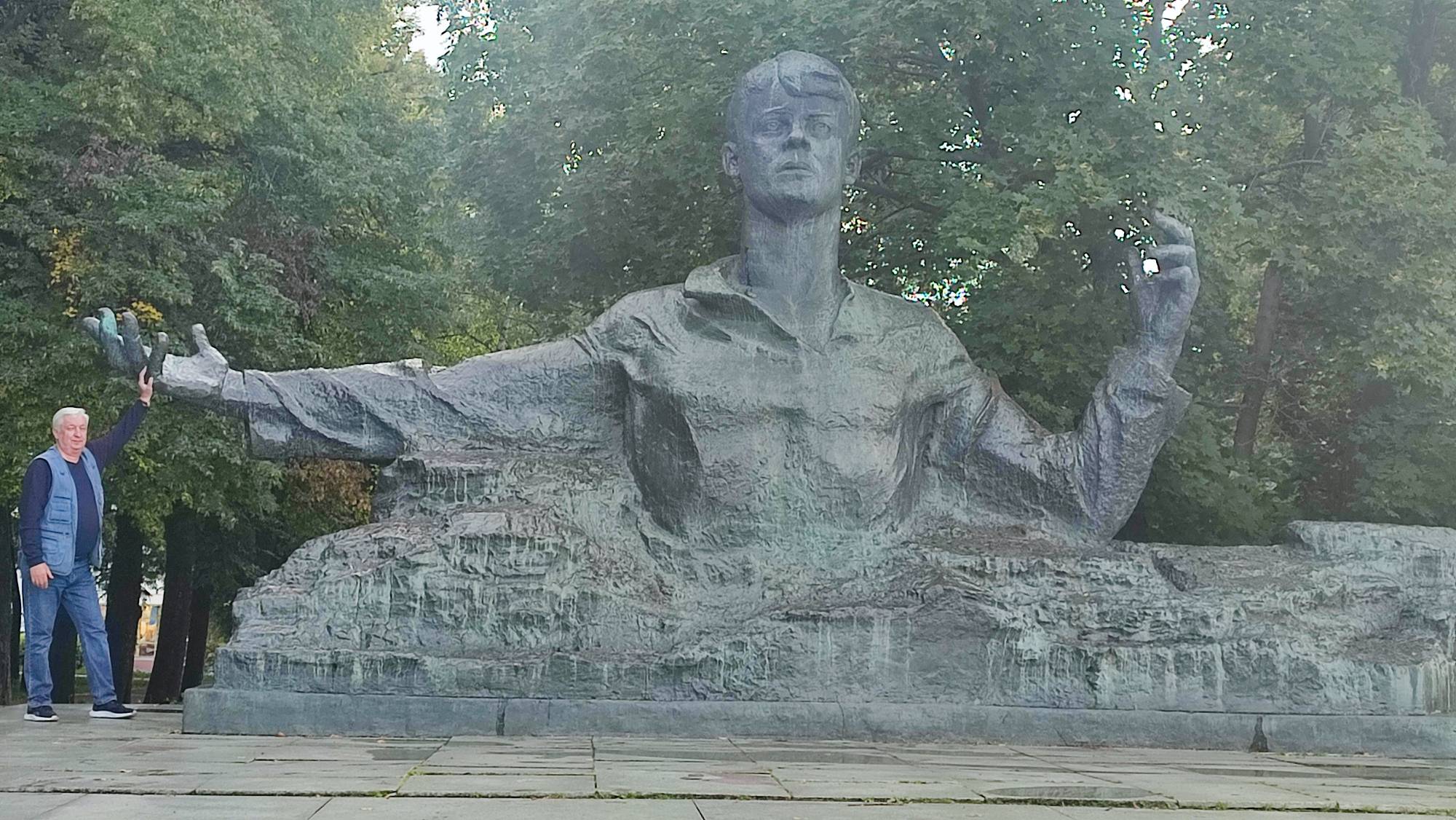 К 130-летию со дня рождения Сергея Есенина