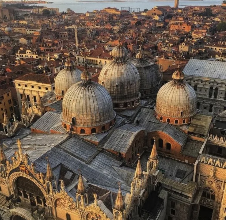 Кому нужны технологии, делающие нас моложе?