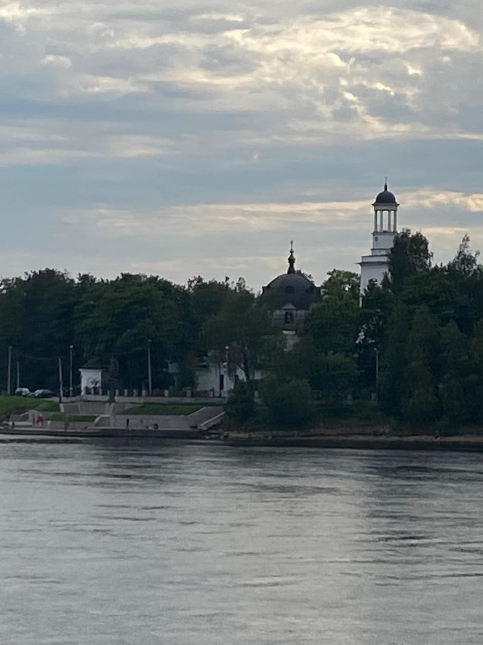 Века и жизни волны