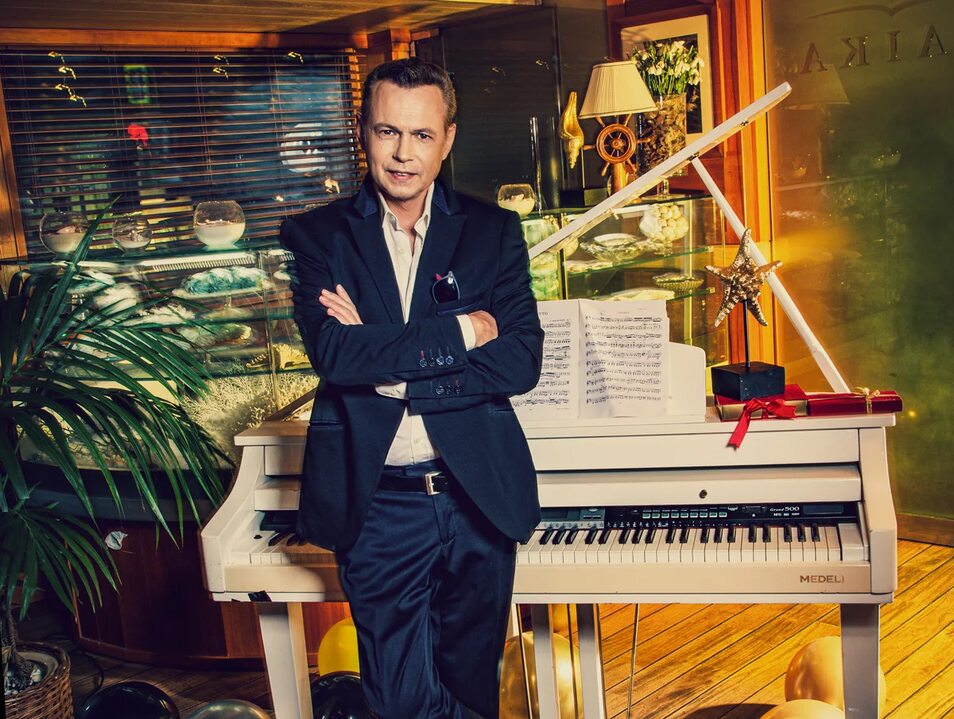 Белой птицей