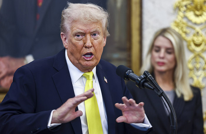 Качели Трампа