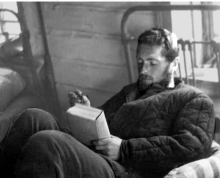 В деревне бог живет не по углам...