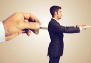 Кто формирует нашу жизненную повестку?