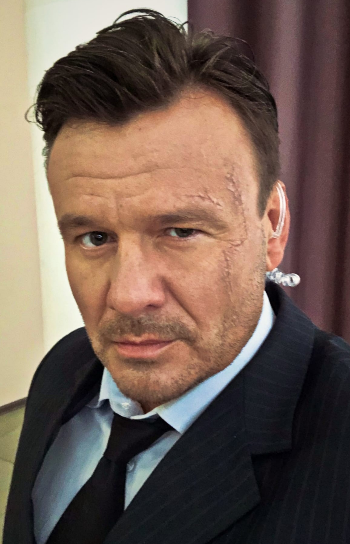 Поздно тебя нашла