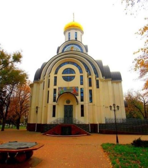 На Родине моей осень...