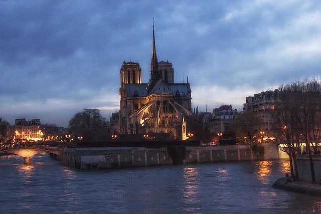 Над провинцией ангел парит...