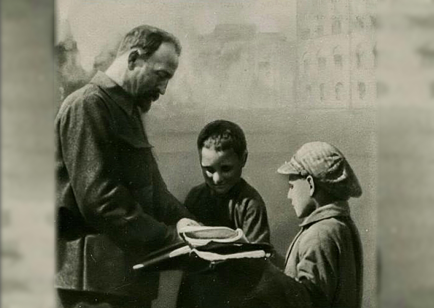 Дзержинский и дети беспризОръя!!! 7 частЪ