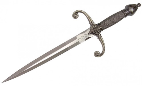 Кровь на кинжале