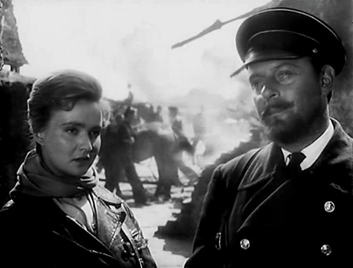 Три капитана и мостик