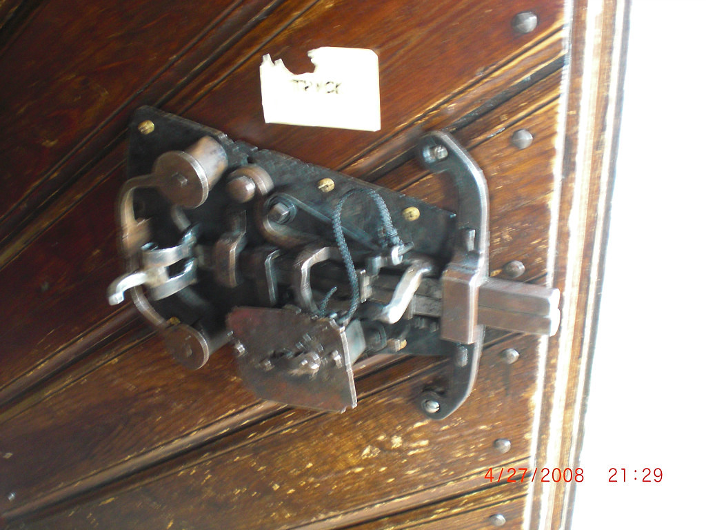 В мире эмоций, то есть автоматики