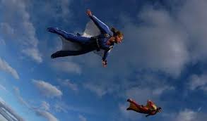 Фразы. Не находя в себе интереса...