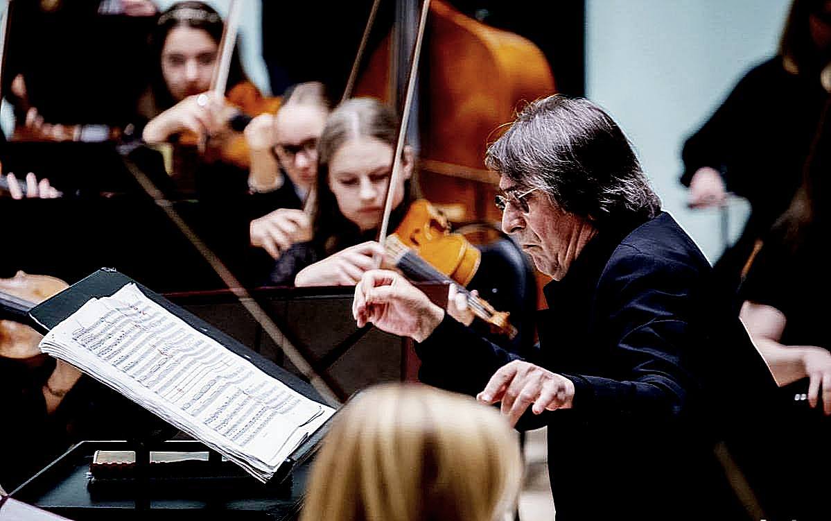 Оркестр. Симфония единства